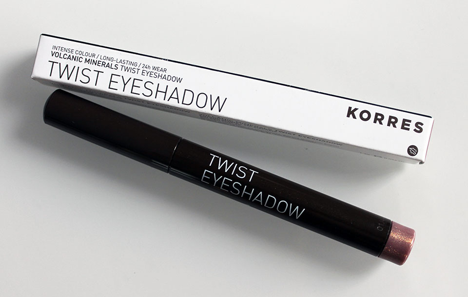 Korres-Twist-Eyeshadow-68-Golden-Pink-01