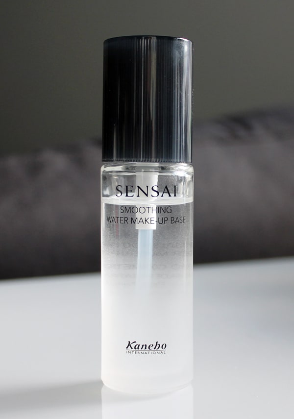 sensai-smoothing-water-make-up-base-02