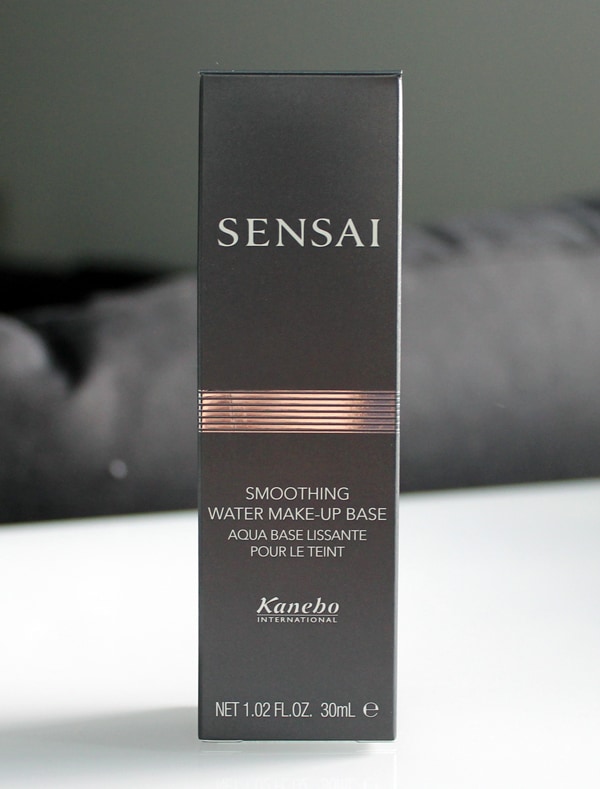sensai-smoothing-water-make-up-base-01